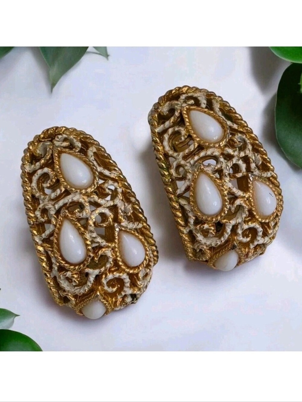 Vintage Signed Crown Trifari White Milk Glass Cabochon Ornate Clip On Earrings